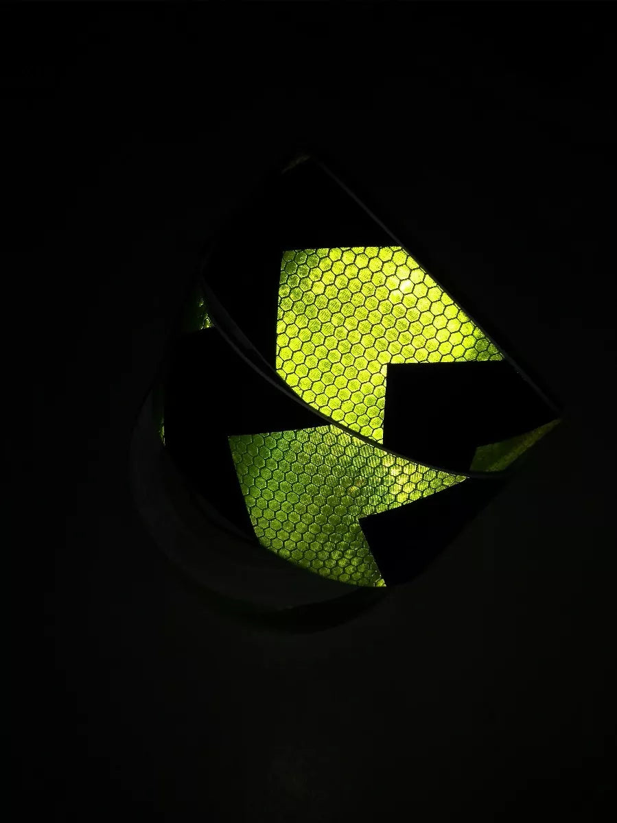Fita Adesiva Luminosa Refletiva Seguranca Seta 5 metros x 5cm BOM1311