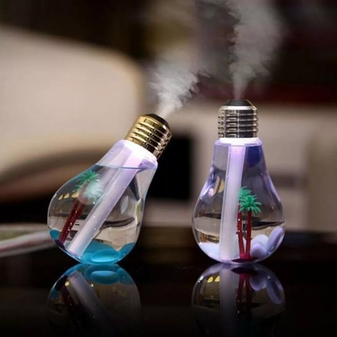 Umidificador Aromatizador de Ambiente com Formato de Lâmpada Topo Prateado com Luz LED e Cabo USB