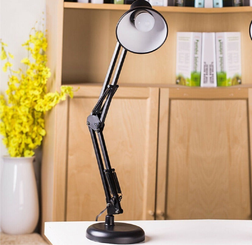 Luminária De Mesa Articulada Abajur Pixar Base Ou Garra